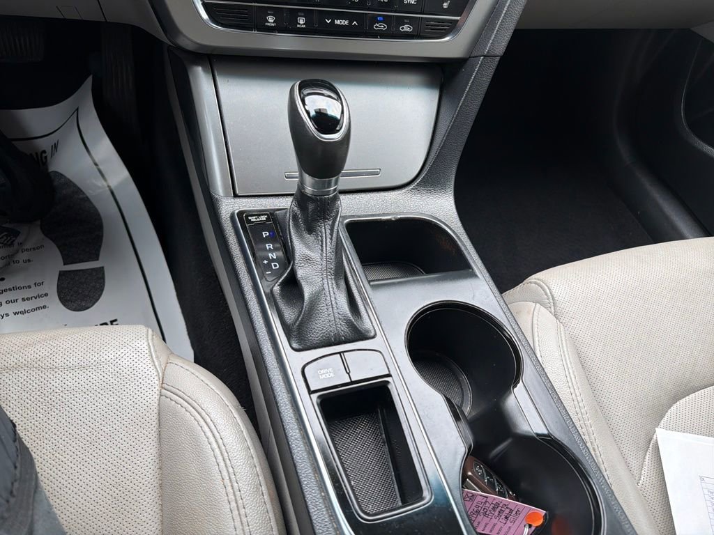 Used 2017 Hyundai Sonata Limited image 23