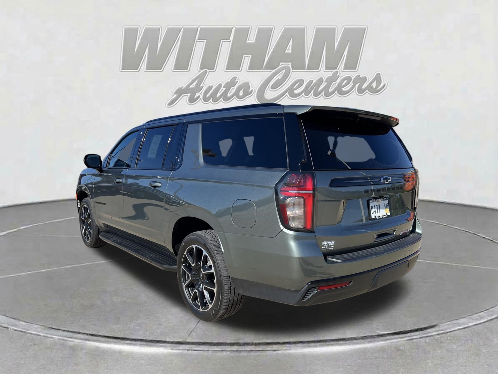 Used 2023 Chevrolet Suburban RST AWD/4WD image 7