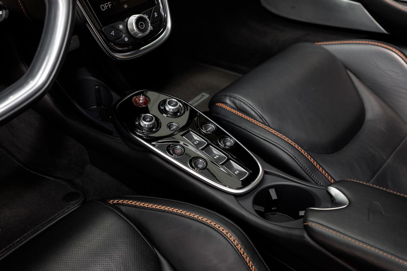 Used 2023 McLaren GT RWD image 38