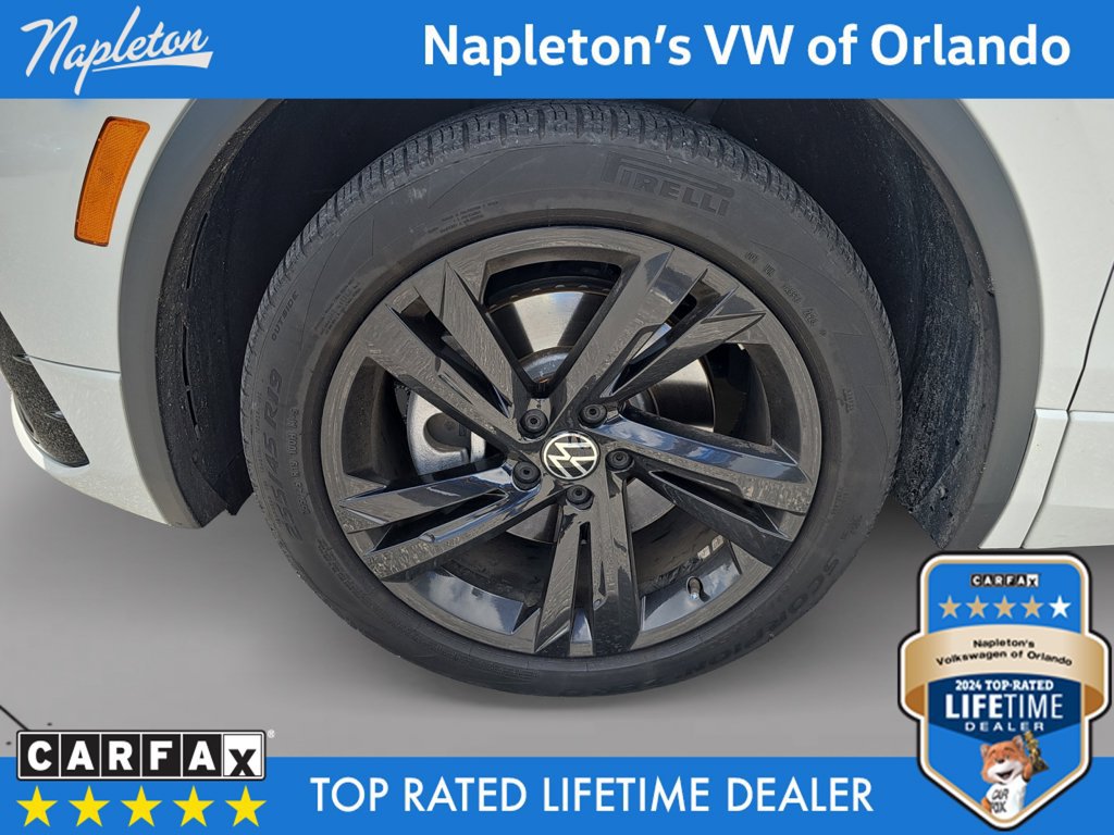 Used 2024 Volkswagen Tiguan SE R-Line FWD image 32
