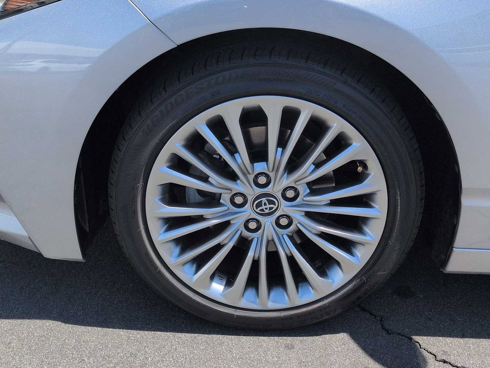 Used 2020 Toyota Avalon Limited w/ All Weather Liner Package FWD image 30