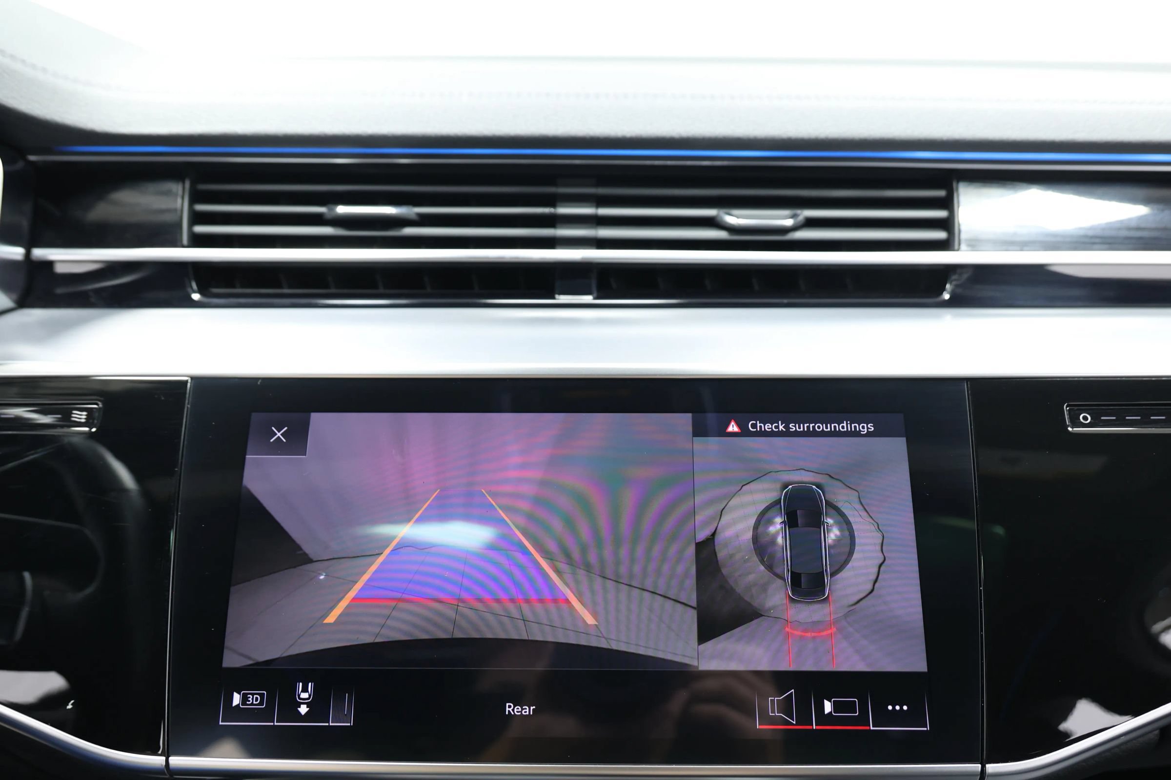 Used 2020 Audi S8 L w/ S8 Executive Package AWD/4WD image 28