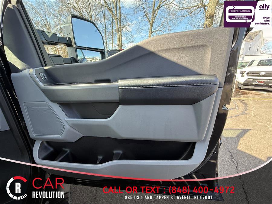 Used 2024 Ford F250 XLT w/ Snow Plow Prep Package image 32