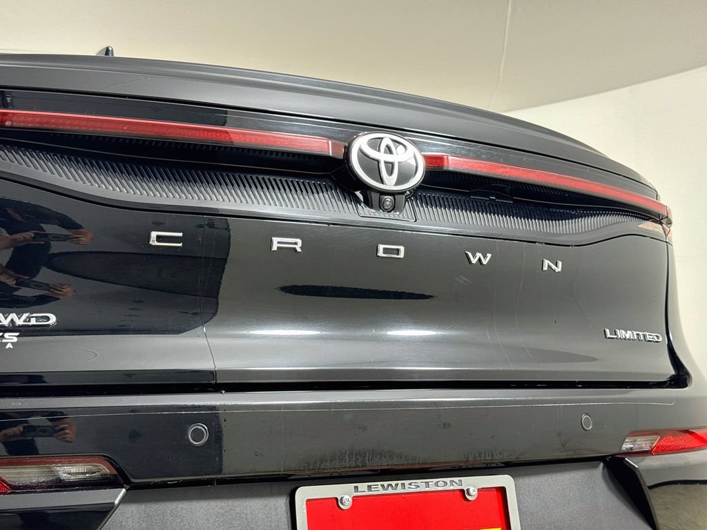 Certified 2024 Toyota Crown AWD/4WD image 27