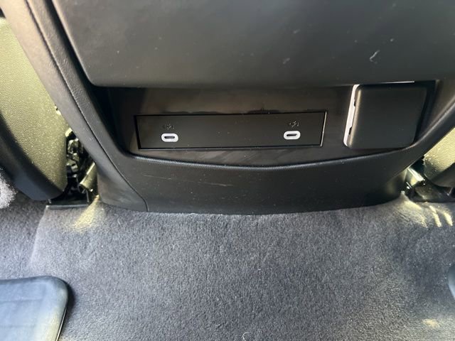 Used 2023 Cadillac Escalade ESV Premium Luxury image 20