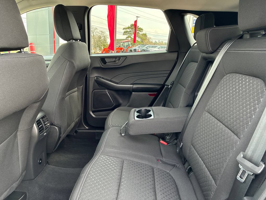 Used 2023 Ford Escape Active AWD/4WD image 16