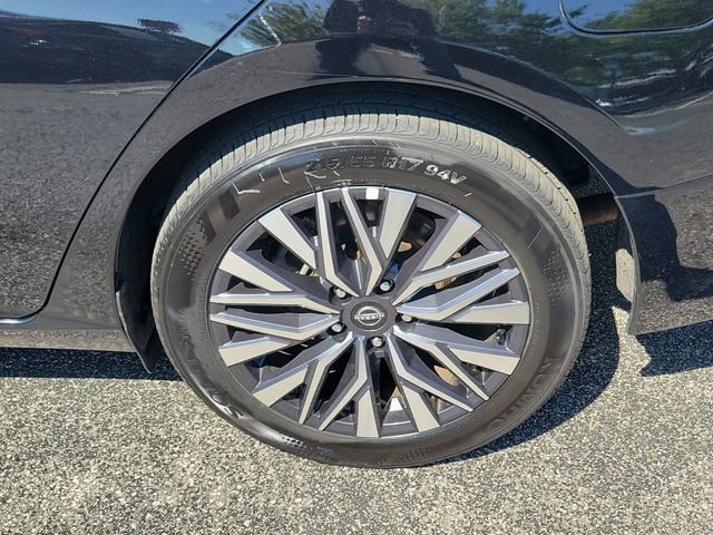 Used 2025 Nissan Altima 2.5 SV FWD image 6