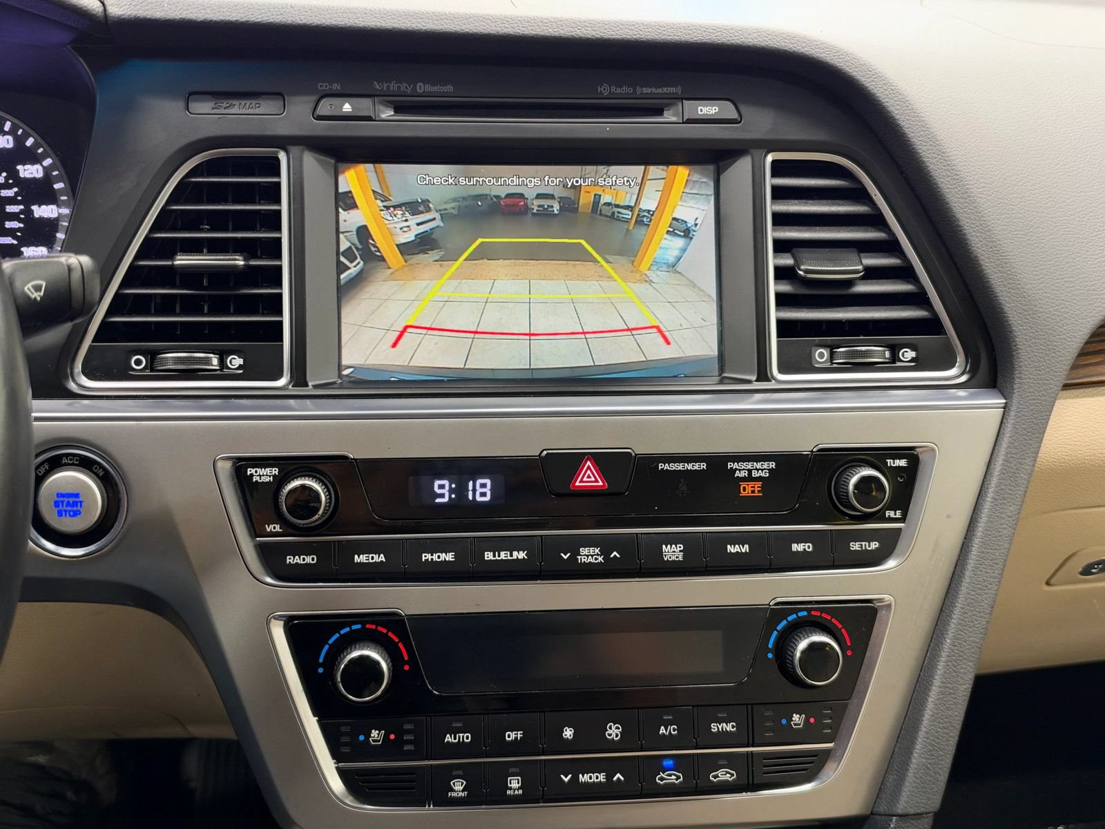 Used 2017 Hyundai Sonata Limited w/ Ultimate Package 04 FWD image 33