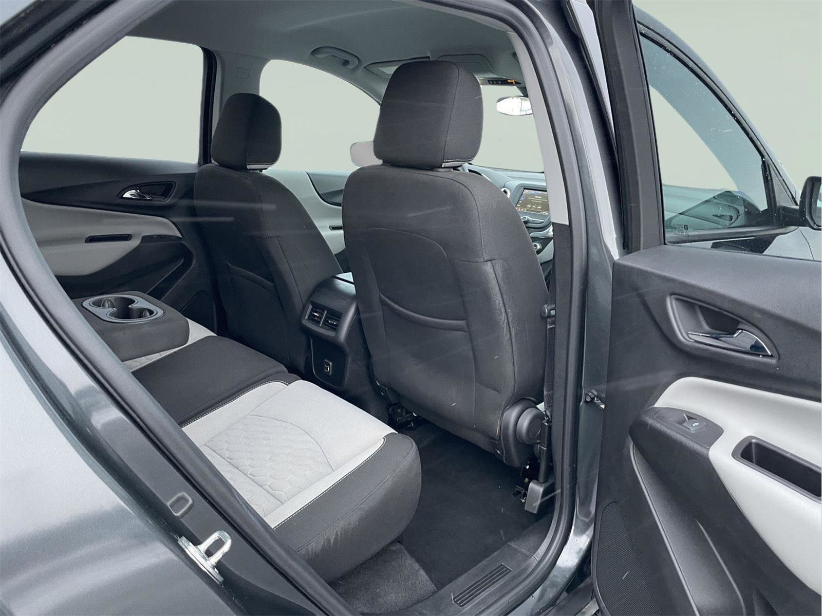 Used 2019 Chevrolet Equinox LS w/ LPO, Chrome Package image 18