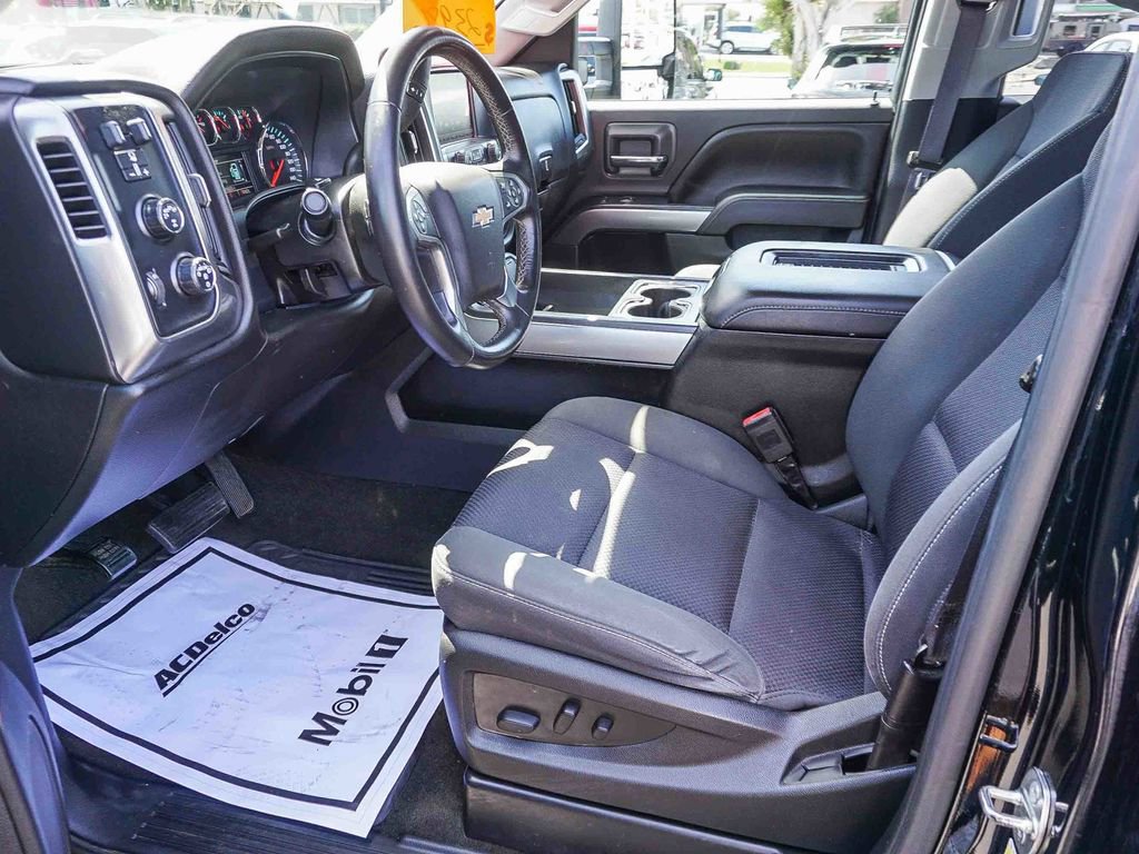 Used 2017 Chevrolet Silverado 1500 LT w/ Max Trailering Package AWD/4WD image 17