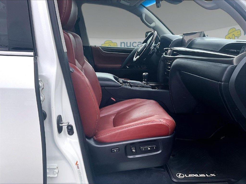 Used 2018 Lexus LX 570 4WD w/ Luxury Package image 22