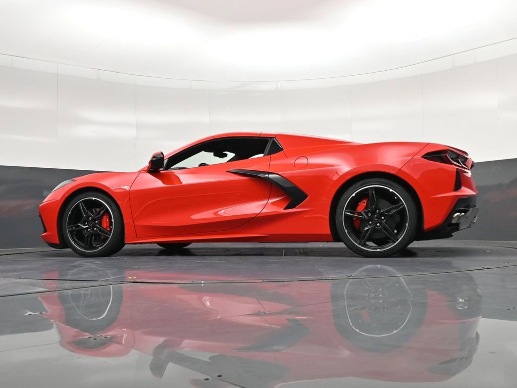 Used 2022 Chevrolet Corvette Stingray Convertible w/ 1LT RWD image 38