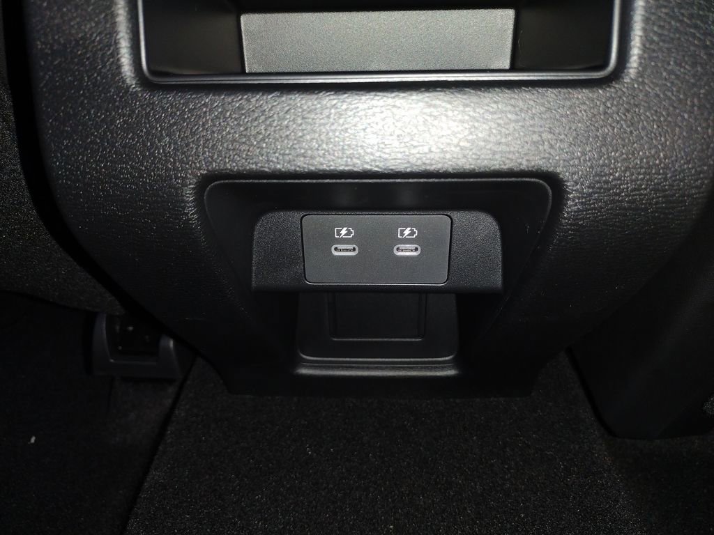 New 2026 Mitsubishi Outlander SE image 26