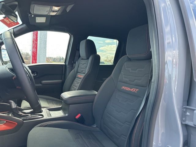 Certified 2025 Nissan Frontier PRO-4X image 18