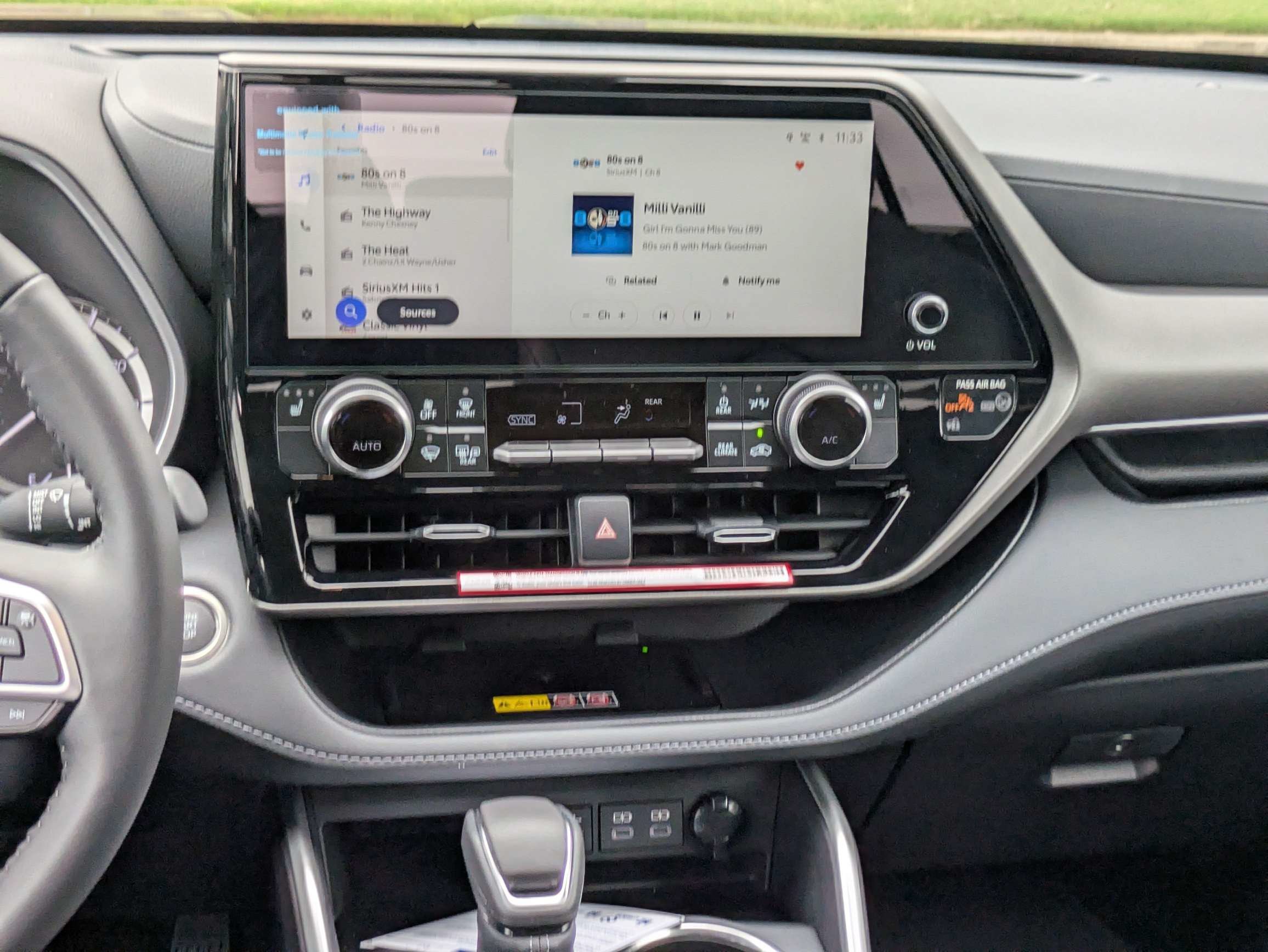 New 2026 Toyota Highlander XLE AWD/4WD image 20
