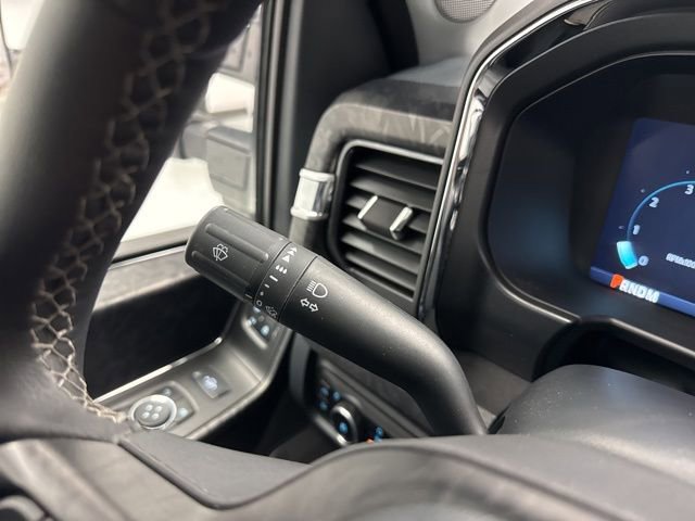 Used 2025 Ford F250 Lariat w/ Lariat Ultimate Package image 39