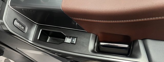 Used 2023 Ford F150 Lariat w/ Equipment Group 502A High image 54