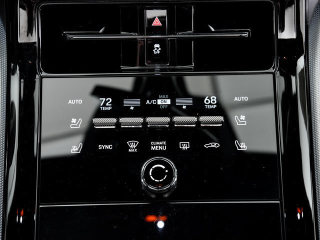Certified 2025 Porsche Panamera 4 AWD/4WD image 20
