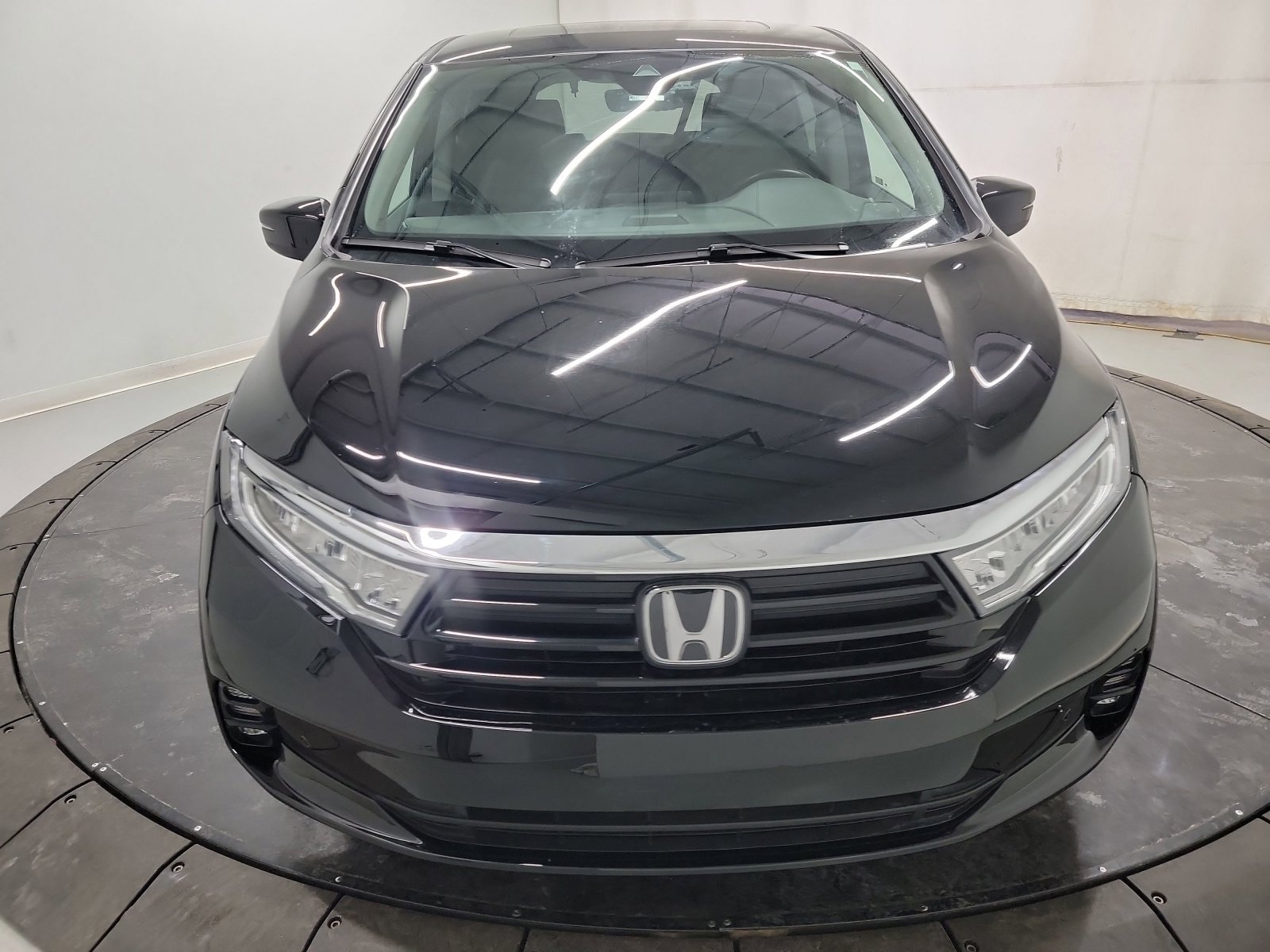 Used 2023 Honda Odyssey Touring video 2