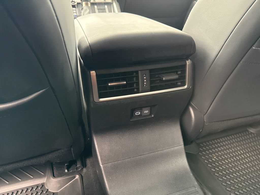 Used 2025 Lexus GX 550 AWD/4WD image 40