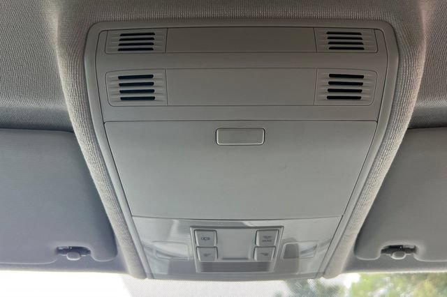 Used 2019 Volkswagen Tiguan S w/ Driver Assistance Package FWD image 37