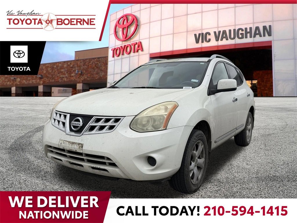 Used 2011 Nissan Rogue SV image 1