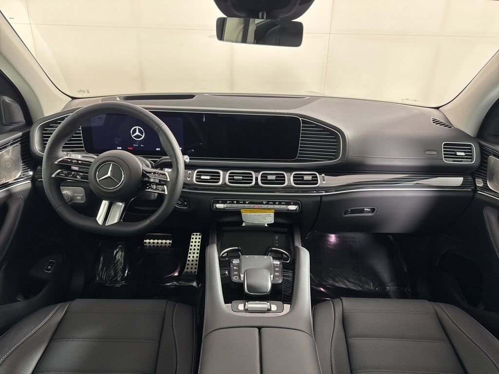 New 2026 Mercedes-Benz GLS 580 4MATIC image 15