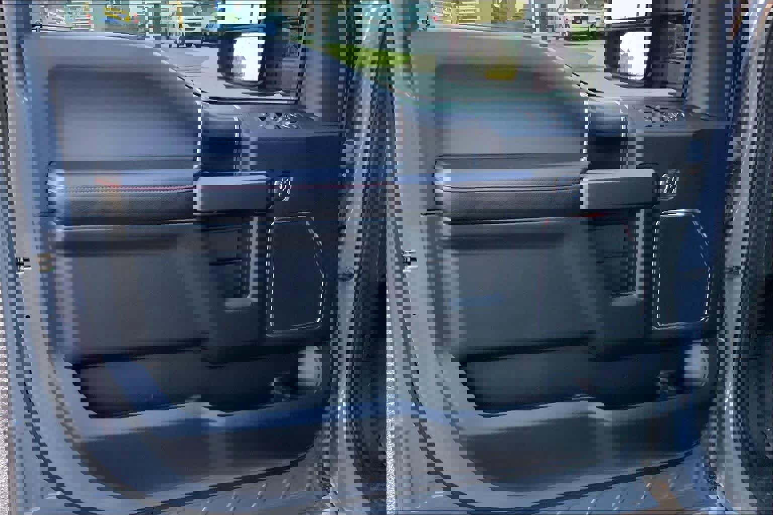 Used 2019 Ford F150 Lariat w/ Equipment Group 502A Luxury AWD/4WD image 21