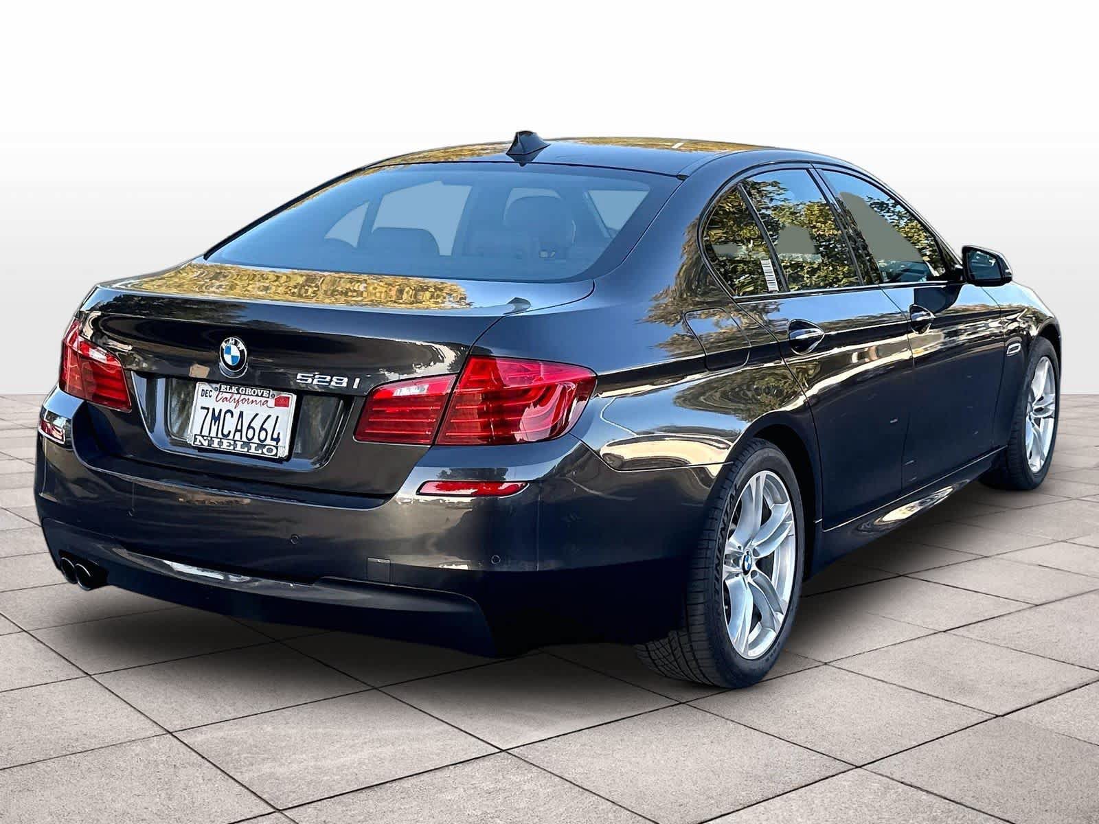 Used 2015 BMW 528i Sedan RWD image 8