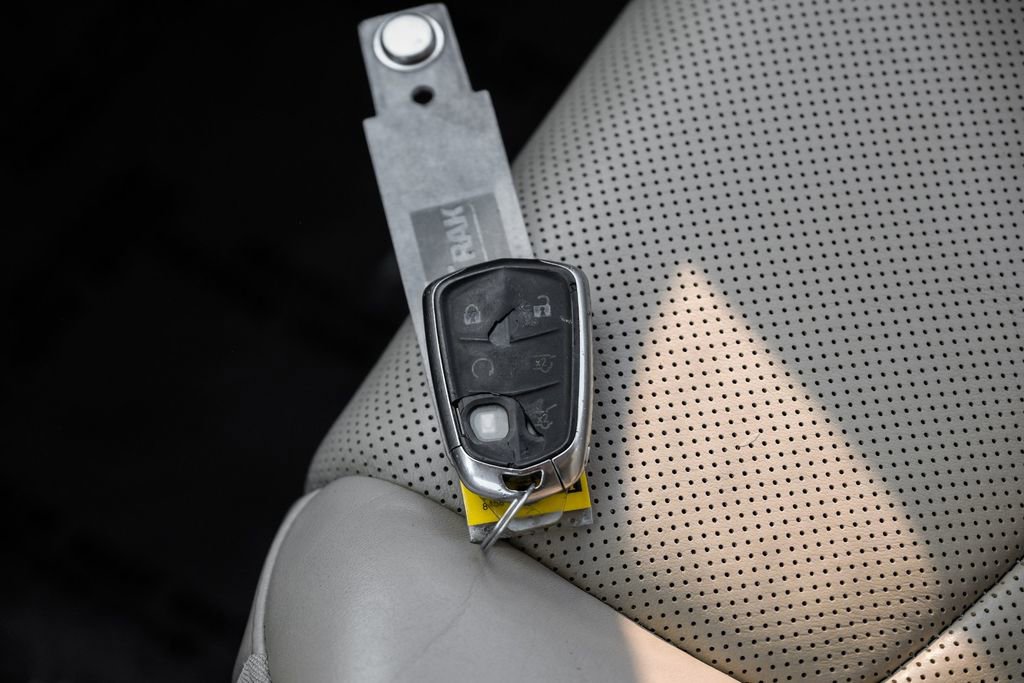 Used 2020 Cadillac Escalade ESV Premium Luxury image 63