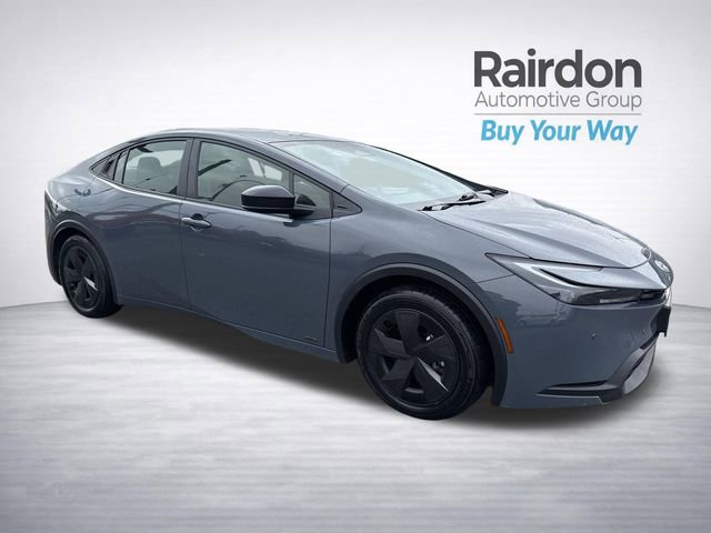 Used 2025 Toyota Prius LE
