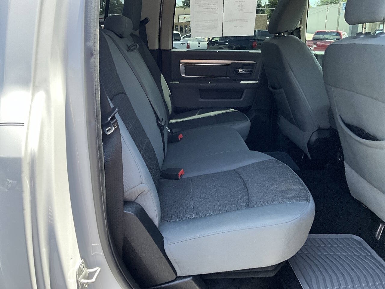 Used 2014 RAM 1500 Classic SLT w/ Remote Start & Security Group AWD/4WD image 23
