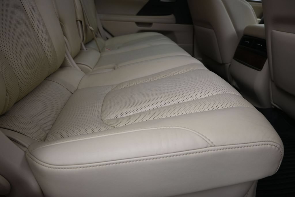 Certified 2021 Lexus LX 570 4WD w/ Luxury Package image 22