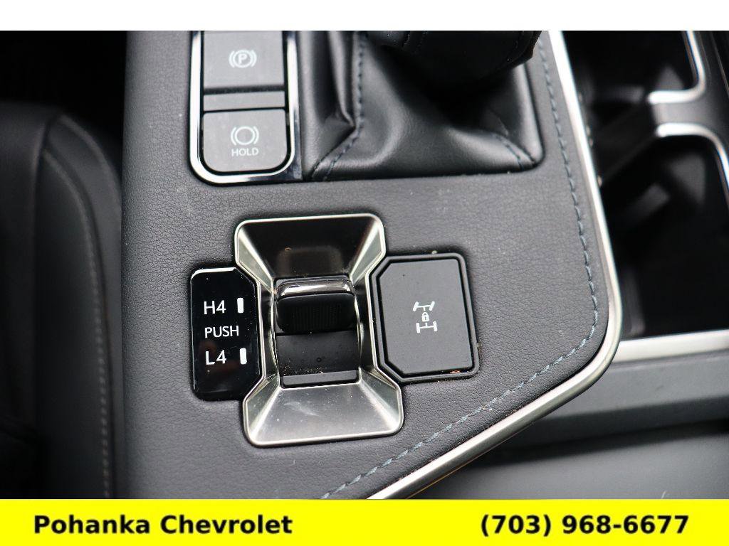 Used 2024 Lexus GX 550 image 19