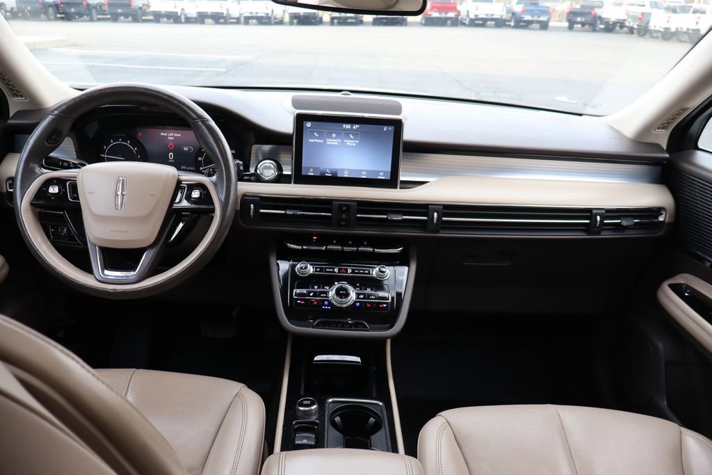 Used 2021 Lincoln Corsair AWD w/ Premium Package image 23