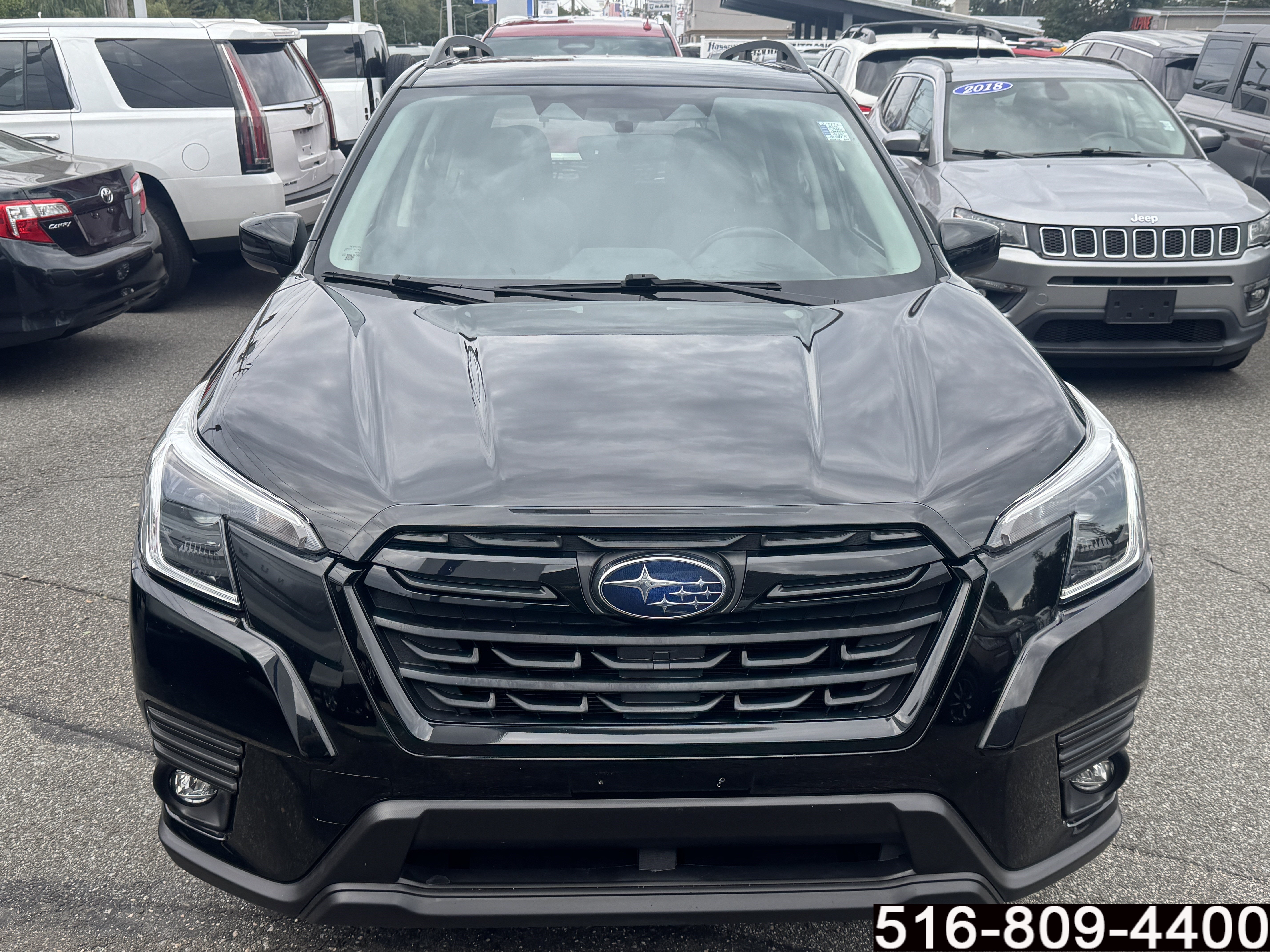 Used 2024 Subaru Forester Premium AWD/4WD image 2