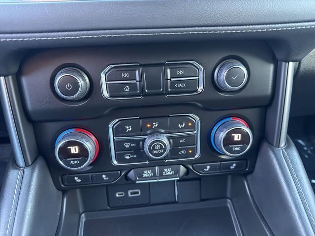 Used 2022 Chevrolet Tahoe LT w/ Luxury Package image 12