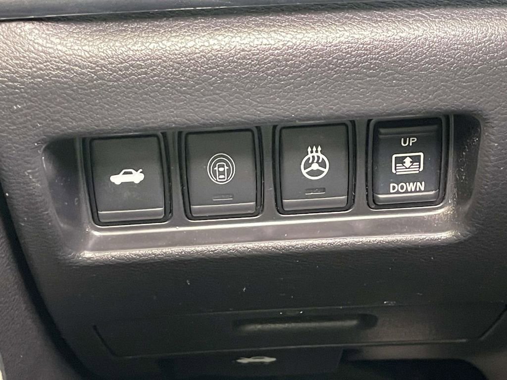Used 2019 Nissan Maxima Platinum w/ Sport Mat Group FWD image 33