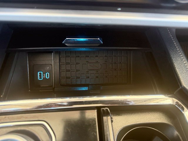Used 2024 Ford Expedition XLT RWD image 24