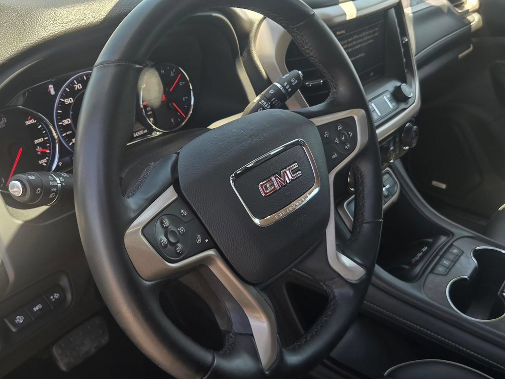 Used 2023 GMC Acadia Denali FWD image 16