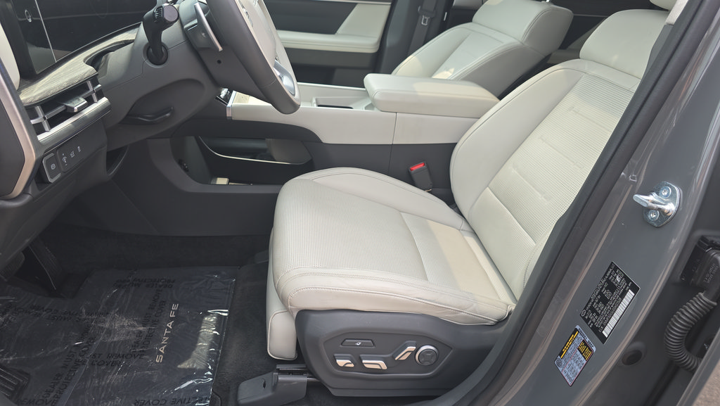 Used 2025 Hyundai Santa Fe Calligraphy AWD/4WD image 14