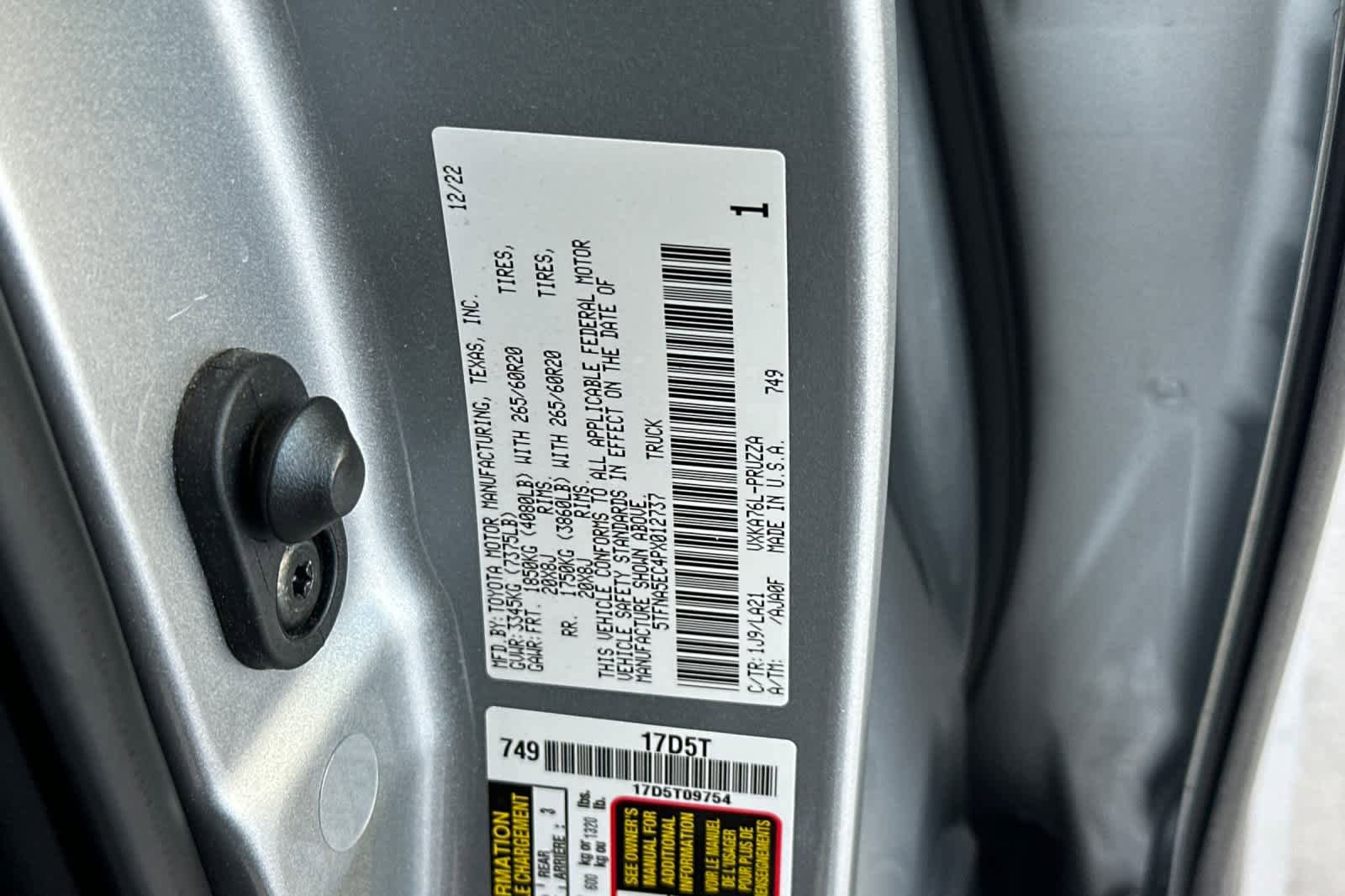 Used 2023 Toyota Tundra Platinum AWD/4WD image 33