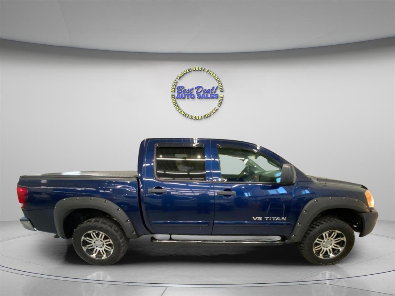 Used 2012 Nissan Titan SV w/ SV Premium Utility Pkg image 6