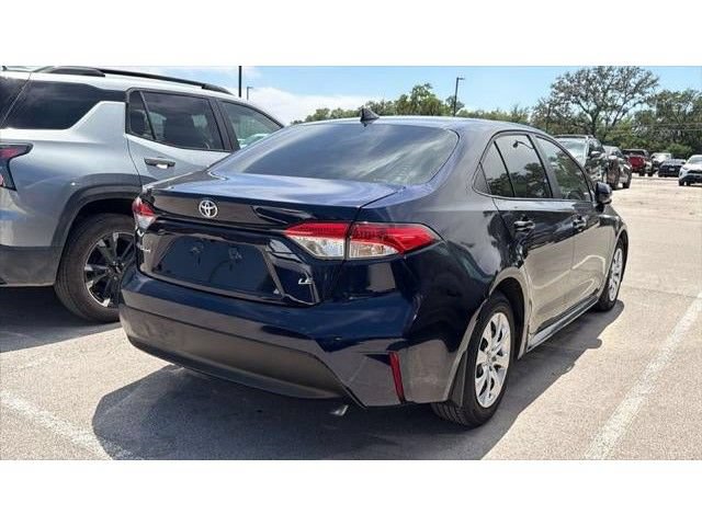 Used 2026 Toyota Corolla LE FWD image 4