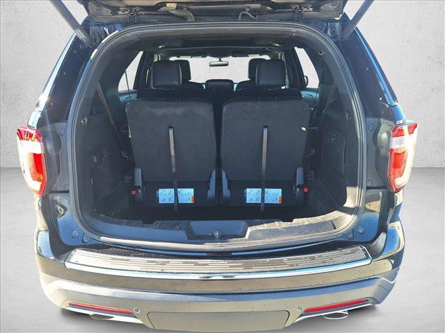 Used 2018 Ford Explorer XLT w/ Equipment Group 202A image 17
