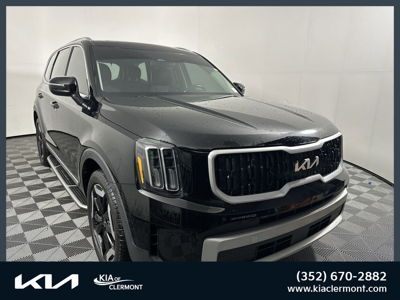 Used 2023 Kia Telluride EX w/ EX Captain's Chair Package