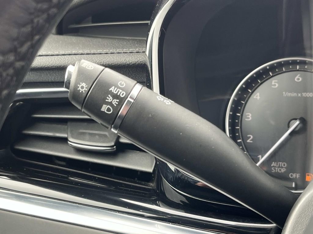 Certified 2023 Cadillac XT6 Premium Luxury image 33