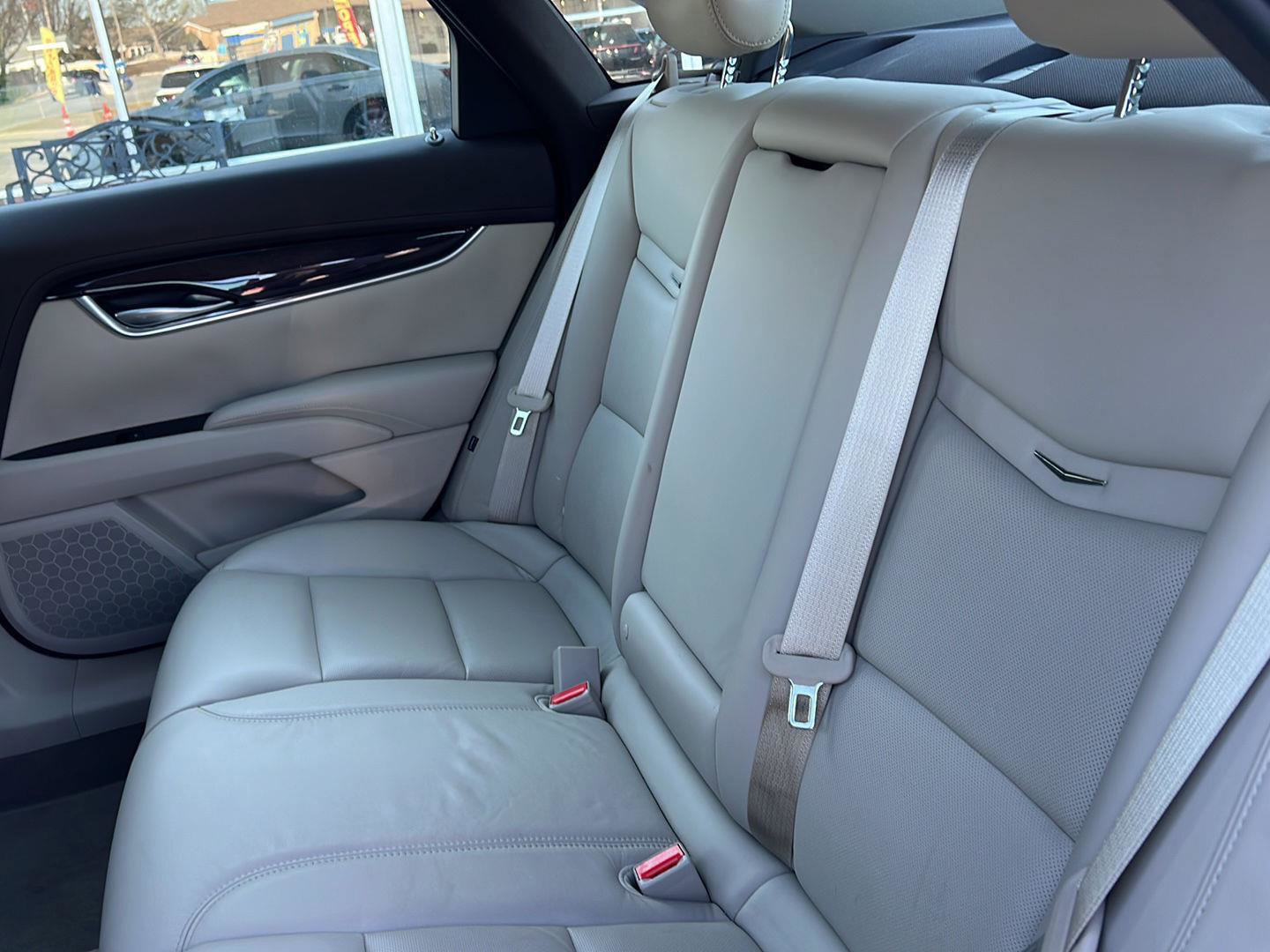 Used 2015 Cadillac XTS Luxury w/ Driver Awareness Package image 10