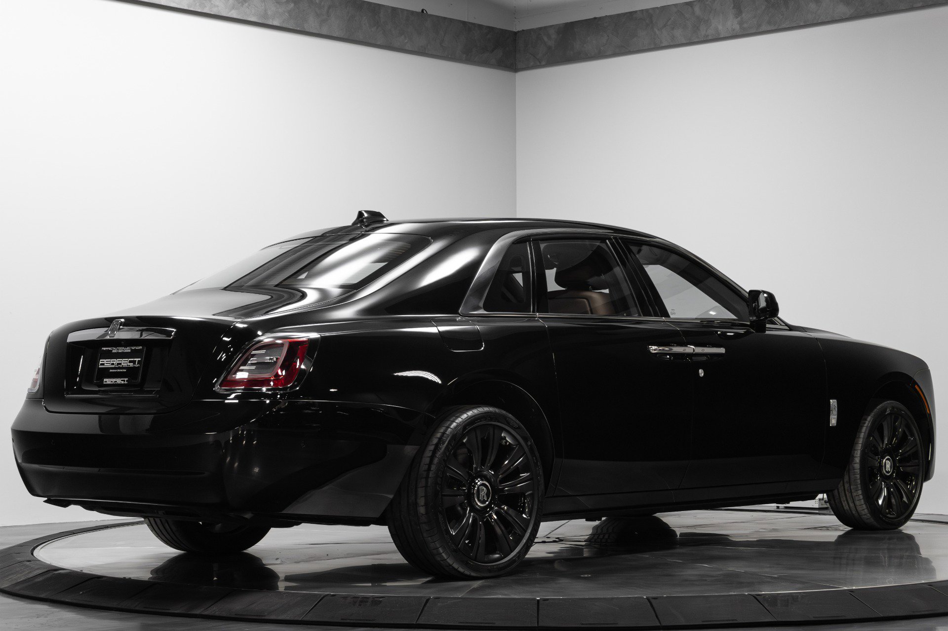 Used 2022 Rolls-Royce Ghost image 16