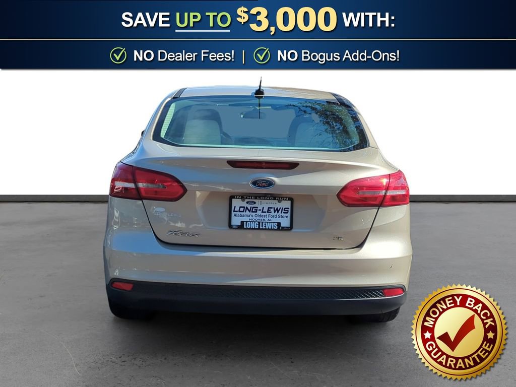 Used 2017 Ford Focus SE image 5